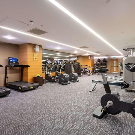 Sofitel London Heathrow Hotel Hillingdon kerület Kültér fotó The gym at the hotel